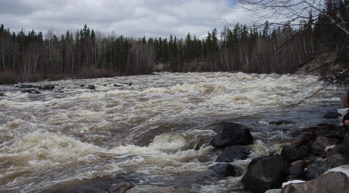 Trilha de 109 km abre acesso às Montanhas Rochosas canadenses