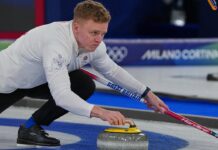Britânicos se juntam a canadenses em polêmica olímpica de curling Britânicos se juntam a canadenses em polêmica olímpica de curling