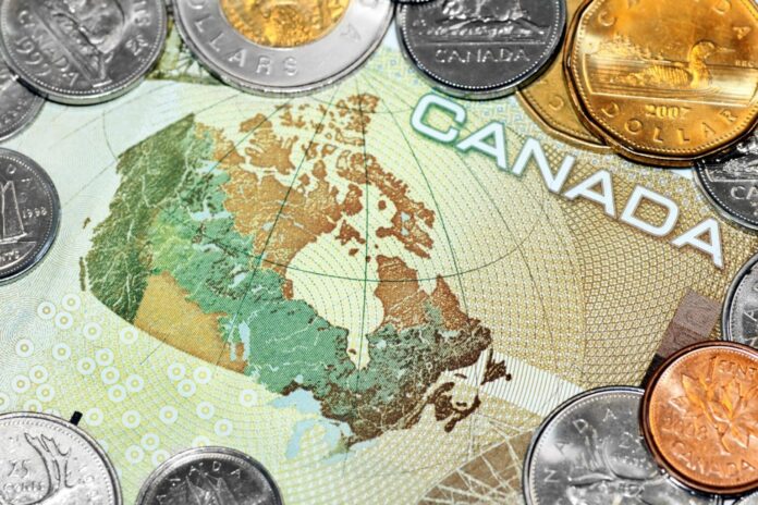Canadian-Money-1536x1024