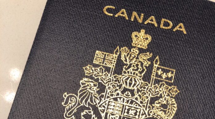 Registro de criança nascida no Canadá: certidão, SIN, passaporte e consulado Registro da criança nascida no Canadá: certidão, SIN, passaporte e consulado